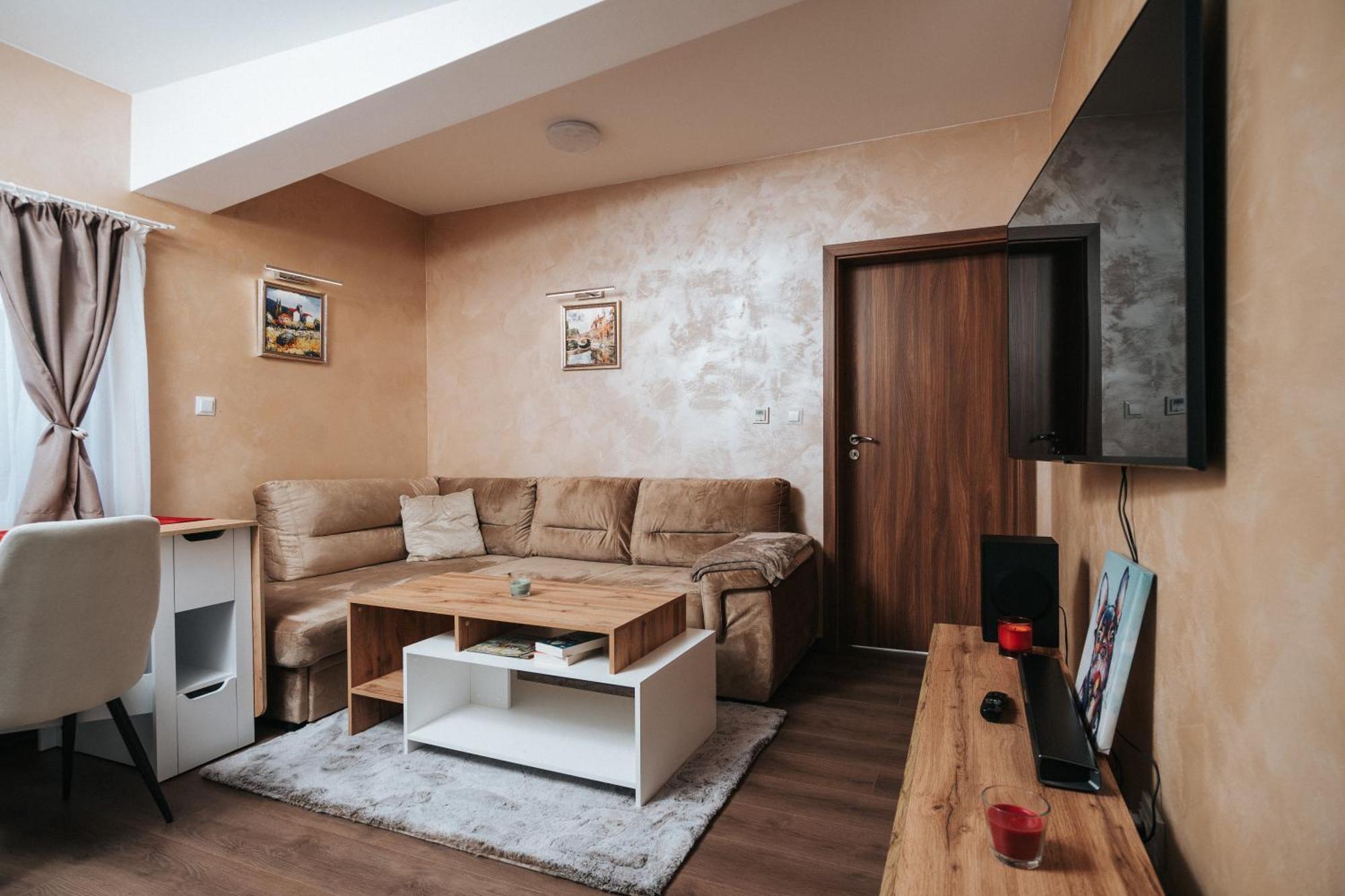 Апартамент Бела / Apartment Bela Raduil Exteriör bild