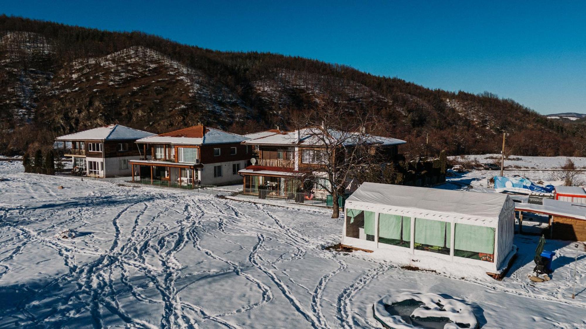 Апартамент Бела / Apartment Bela Raduil Exteriör bild